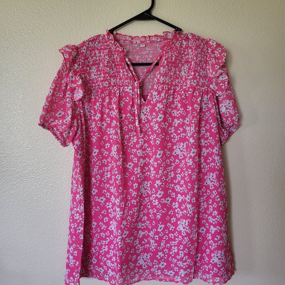 Women’s Lightweight Short Sleeve Blouse – NWOT – Size Small – Pink Floral
